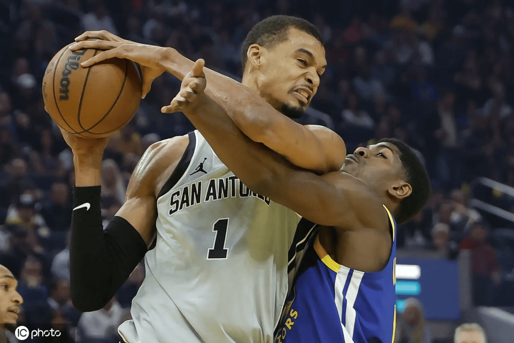 官方MVP榜:文班亚马继续榜首 SGA第二约基奇NO.3